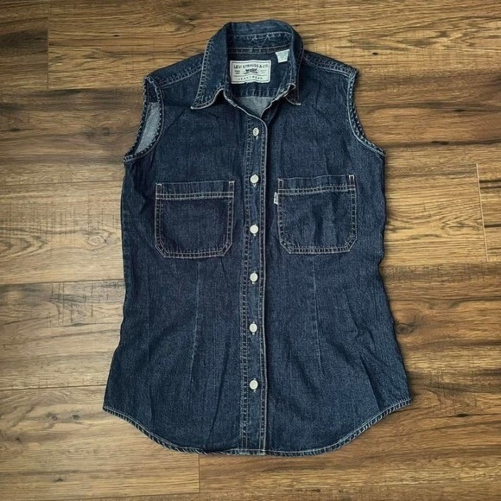 Levi's Silver Tab Vintage Dark Wash Denim Vest Collar Pockets Women M Western